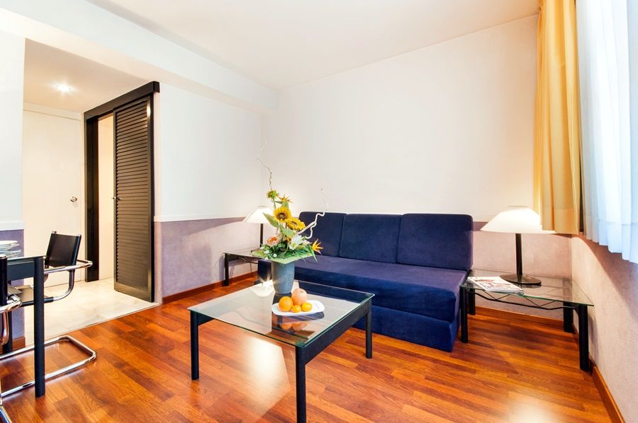 Apartamentos Descartes บาร์เซโลนา ภายนอก รูปภาพ