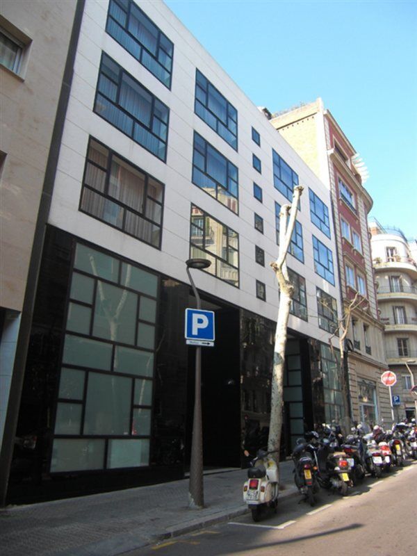 Apartamentos Descartes บาร์เซโลนา ภายนอก รูปภาพ